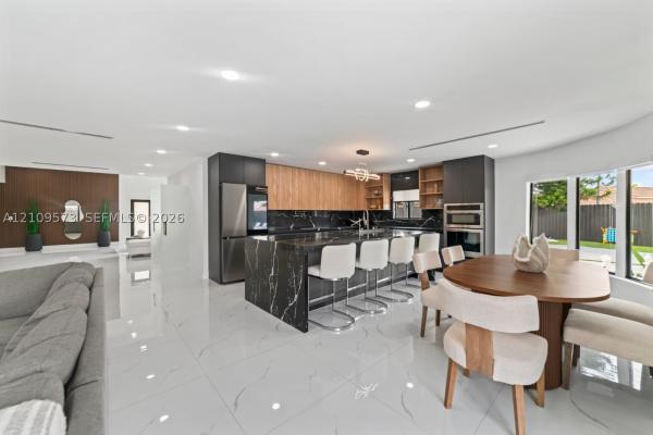 990 NW 131st Ave, Unincorporated Dade County, Florida 33182, image 1