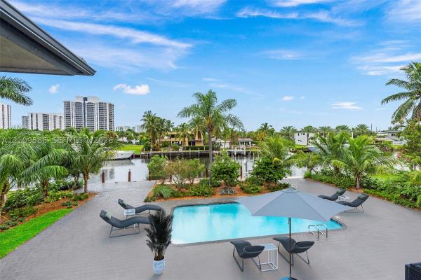 Golden Isles, 461 Poinciana Dr, Hallandale Beach, Florida 33009, image 1