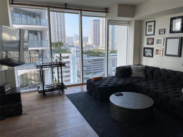 Ten Museum Park Residential, 1040 Biscayne Blvd #1408, Miami, Florida 33132, image 1