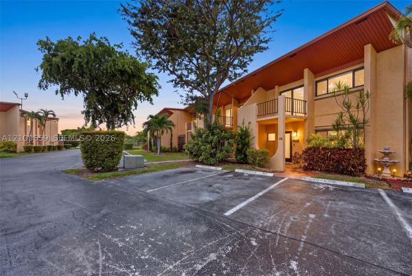 13781 SW 84th St #F, Unincorporated Dade County, Florida 33183, image 1