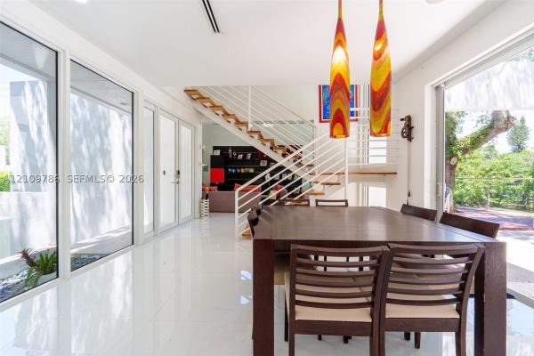 Roberts, 7277 SW 165th St, Palmetto Bay, Florida 33157, image 1