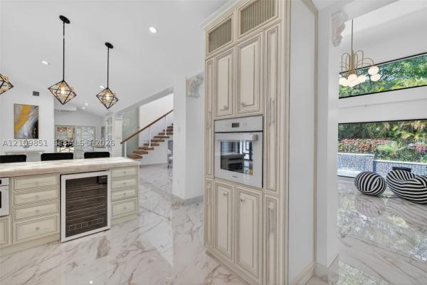 Griffing Biscayne Park Estates, 941 NE 119th St, Biscayne Park, Florida 33161, image 1