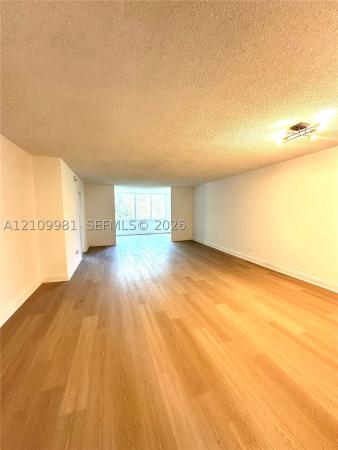 445 NE 195th St #326, Unincorporated Dade County, Florida 33179, image 1