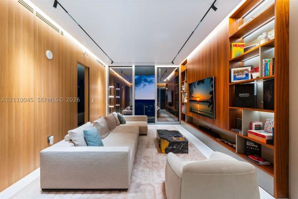 300 Biscayne Boulevard Way #3105W, Miami, Florida 33131, image 1