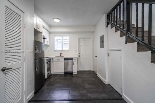 Bayview Townhomes, 2180 Bay Dr #6B, Miami Beach, Florida 33141, image 1