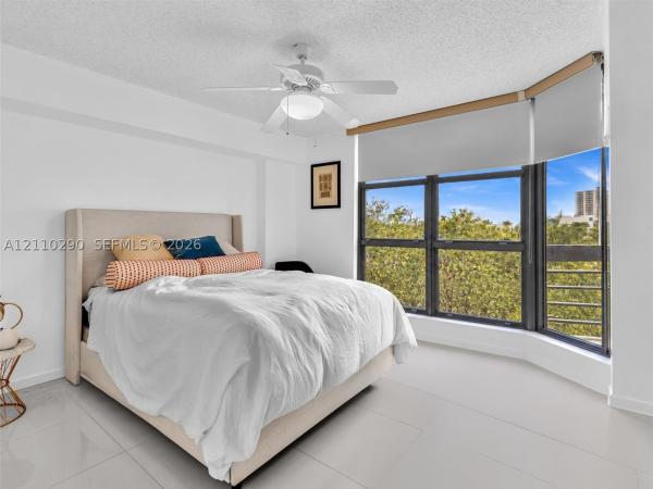 Mystic Pointe Tower 500, 3530 Mystic Pointe Dr #303, Aventura, Florida 33180, image 1