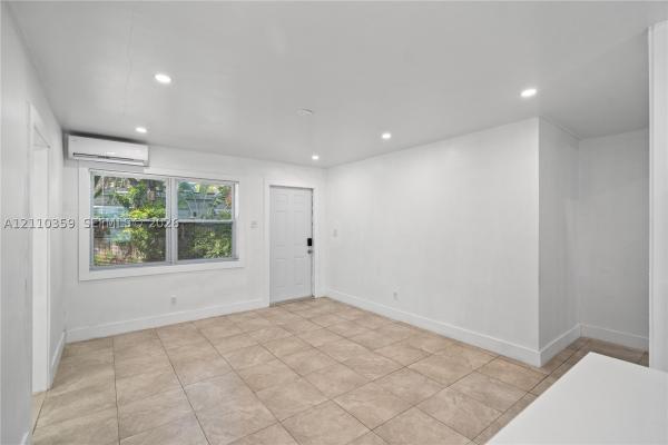 St James Park West, 1838 Mckinley St, Hollywood, Florida 33020, image 1