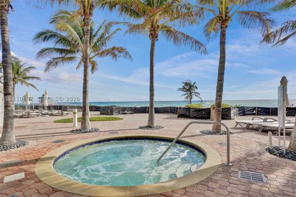 Trump Royale, 18201 Collins Ave #3402, Sunny Isles Beach, Florida 33160, image 1