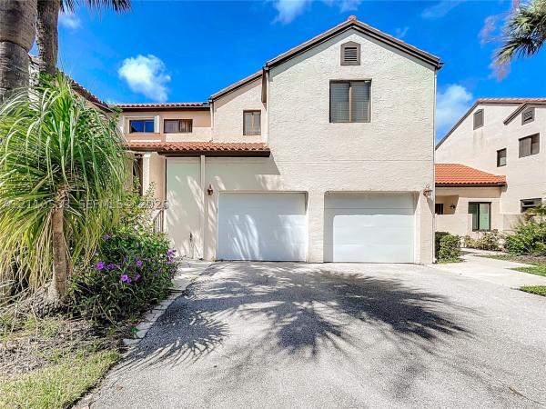 South Lake At Dos Lagos, 20 Via De Casas Sur #202, Boynton Beach, Florida 33426, image 1