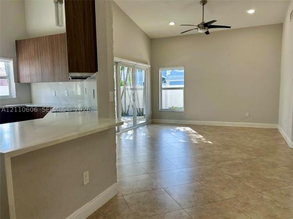 14200 Oak Ridge Dr, Davie, Florida 33325, image 1