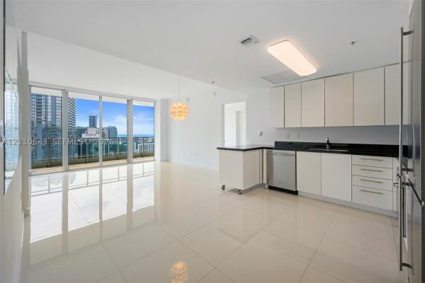 Mint At Riverfront, 92 SW 3rd St #3603, Miami, Florida 33130, image 1
