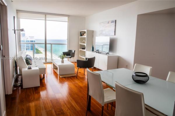 Akoya, 6365 Collins Ave #2311, Miami Beach, Florida 33141, image 1