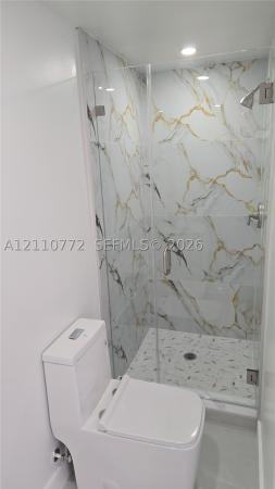 Gladeville, 511 W 16th St #2, Hialeah, Florida 33010, image 1