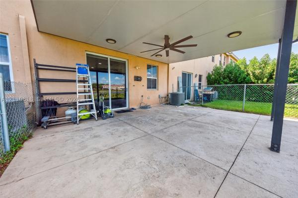 Palm Breeze, 2381 SE 14th St, Homestead, Florida 33035, image 1