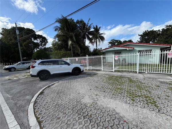 West End Park, 1345 NW 28th St #1, Miami, Florida 33142, image 1