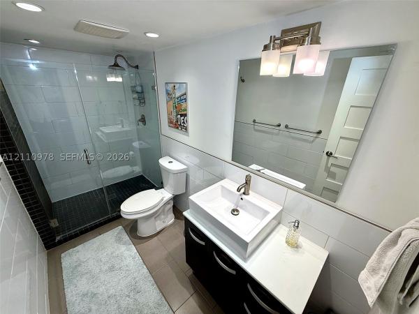 King Cole, 900 Bay Dr #225, Miami Beach, Florida 33141, image 1