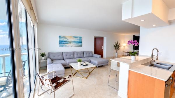 Akoya, 6365 Collins Ave #3811, Miami Beach, Florida 33141, image 1