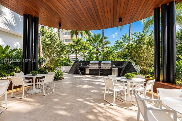 Akoya, 6365 Collins Ave #3811, Miami Beach, Florida 33141, image 1