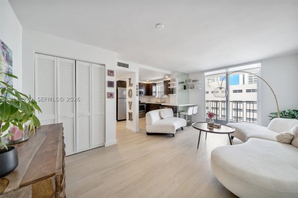 Vendome Place, 4301 Collins Ave #1007, Miami Beach, Florida 33140, image 1