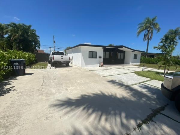 10721 SW 47th Ter, Unincorporated Dade County, Florida 33165, image 1