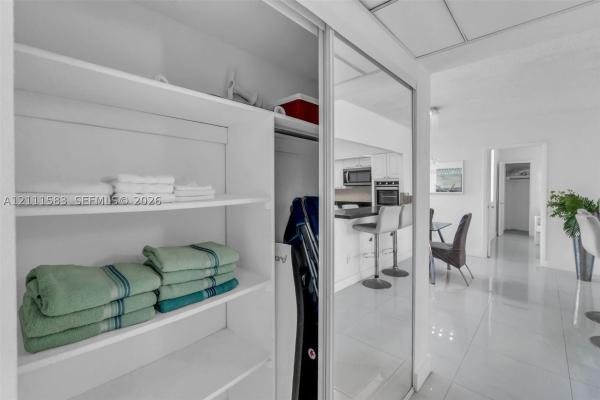 Ocean Reserve, 19370 Collins Ave #1516, Sunny Isles Beach, Florida 33160, image 1