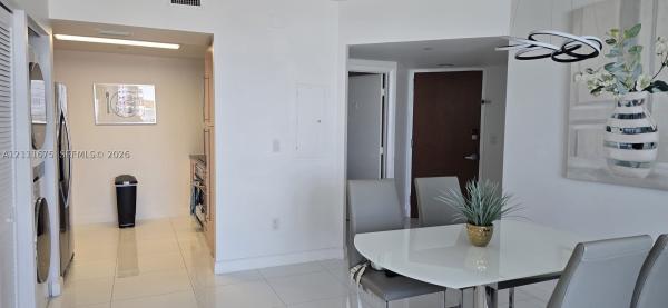 Akoya, 6365 Collins Ave #2209, Miami Beach, Florida 33141, image 1