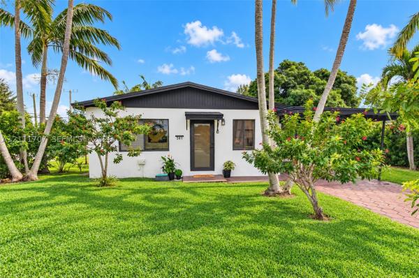 Bellehaven, 301 SW 12th Ave, Delray Beach, Florida 33444, image 1