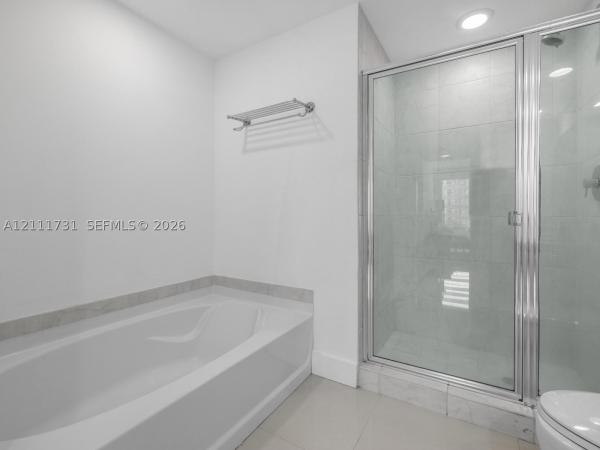 The Plaza On Brickell East, 950 Brickell Bay Dr #1404, Miami, Florida 33131, image 1