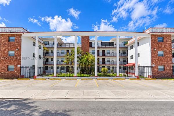 6270 W Flagler St #B14, Miami, Florida 33144, image 1