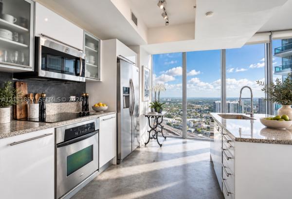 MarinaBlue, 888 Biscayne Blvd #4312, Miami, Florida 33132, image 1