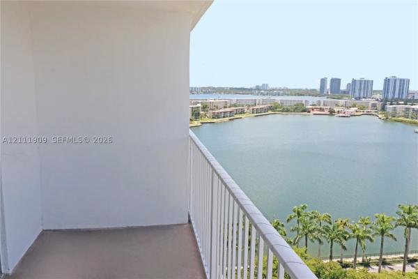 Admirals Port East, 2851 NE 183rd St #1708E, Aventura, Florida 33160, image 1