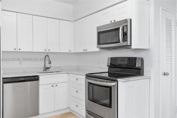 Seacoast 5700, 5700 Collins Ave #10D, Miami Beach, Florida 33140, image 1