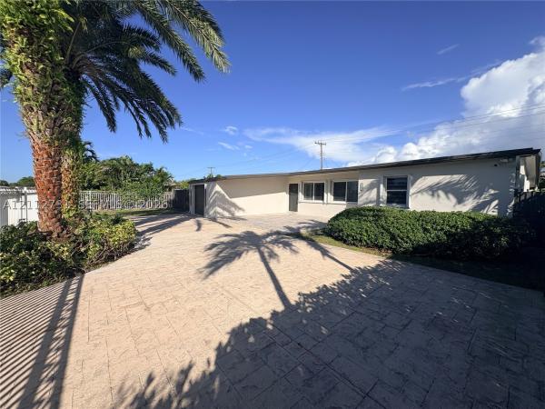 Westhaven Heights, 1281 W 62nd St, Hialeah, Florida 33012, image 1