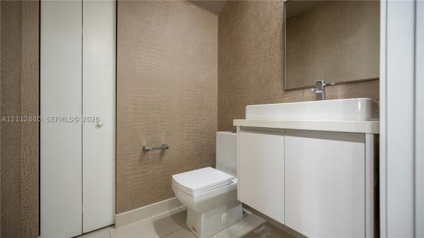 6331 NW 104th Path, Doral, Florida 33178, image 1