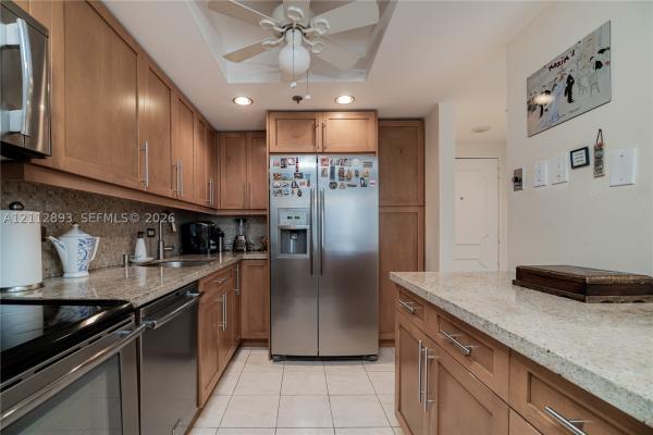 Waterview 2, 20515 E Country Club Dr #1048, Aventura, Florida 33180, image 1