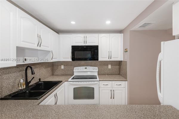 8231 NW 8th St #2-302, Unincorporated Dade County, Florida 33126, image 1