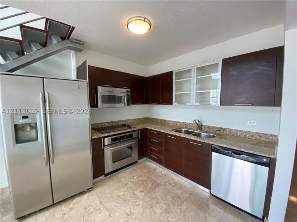 Brickell On The River South Tower, 41 SE 5th St #1211, Miami, Florida 33131, image 1
