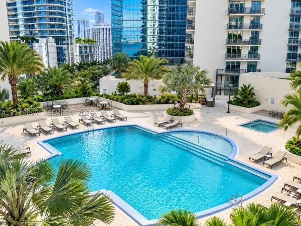 Met 1, 300 S Biscayne Blvd #T-2710, Miami, Florida 33131, image 1