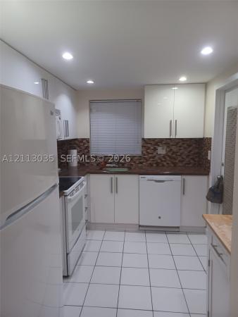 Casa Paradiso North, 541 Blue Heron Dr #204, Hallandale Beach, Florida 33009, image 1