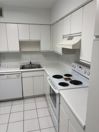 Seacoast 5700, 5700 Collins Ave #5K, Miami Beach, Florida 33140, image 1