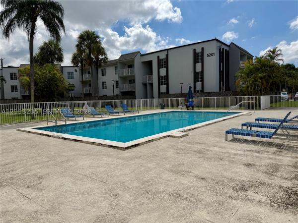 Doral Gardens 2, 5241 Geneva Way #203, Doral, Florida 33166, image 1