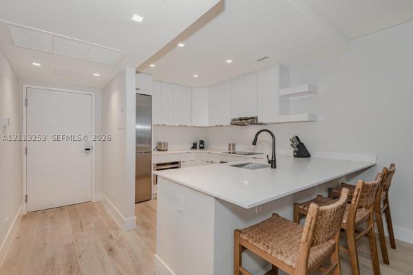 Roney Palace, 2301 Collins Ave #914, Miami Beach, Florida 33139, image 1