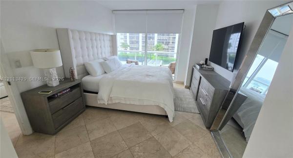 Akoya, 6365 Collins Ave #909, Miami Beach, Florida 33141, image 1
