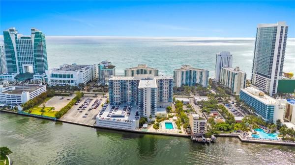 3800 S Ocean Dr #1407, Hallandale Beach, Florida 33019, image 1