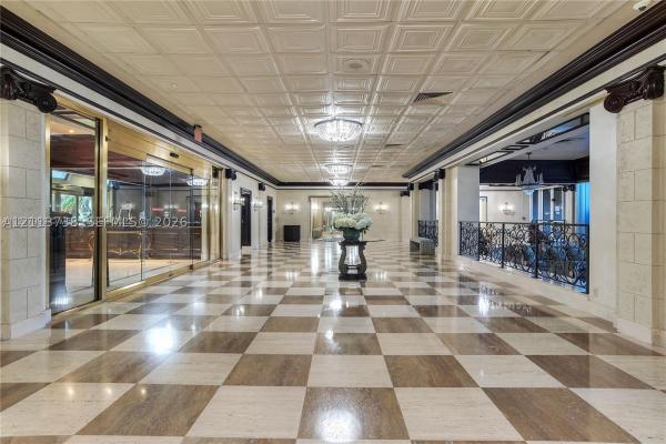 Parker Plaza Estates, 2030 S Ocean Dr #1719, Hallandale Beach, Florida 33009, image 1