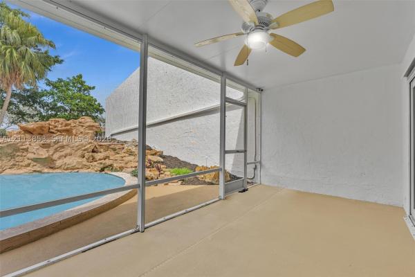 616 NE 195th St, Unincorporated Dade County, Florida 33179, image 1