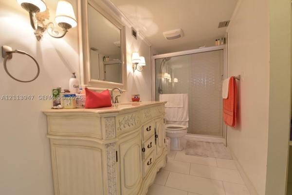 Brickell Place, 1901 Brickell Ave #B1006, Miami, Florida 33129, image 1