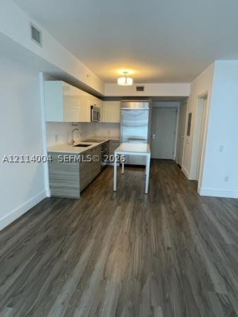 Brickell House, 1300 Brickell Bay Dr #1000, Miami, Florida 33131, image 1