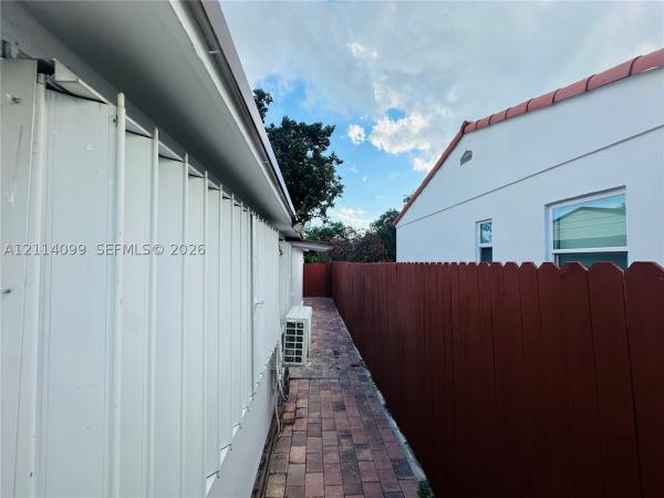 Coral Nook, 3052 SW 6th St, Miami, Florida 33135, image 1