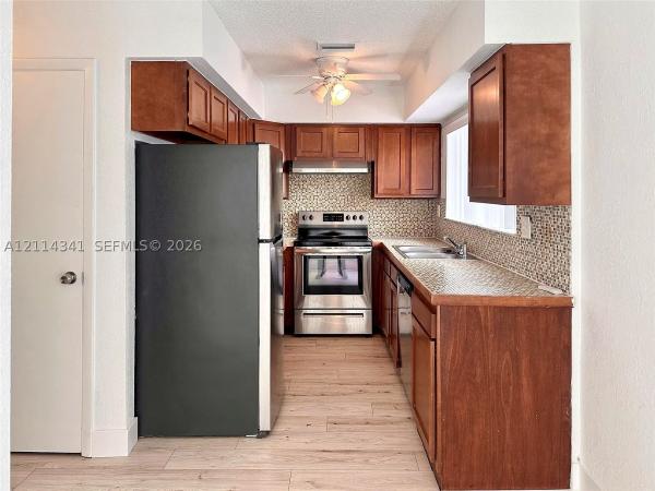 Palm Springs Village, 2580 Coral Springs Dr, Coral Springs, Florida 33065, image 1